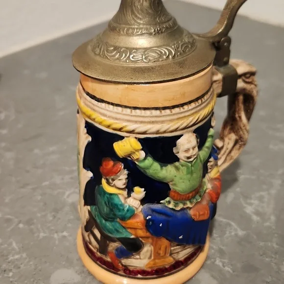 Vintage Ceramic Beer Stein with Lid - Picture 2 of 4
